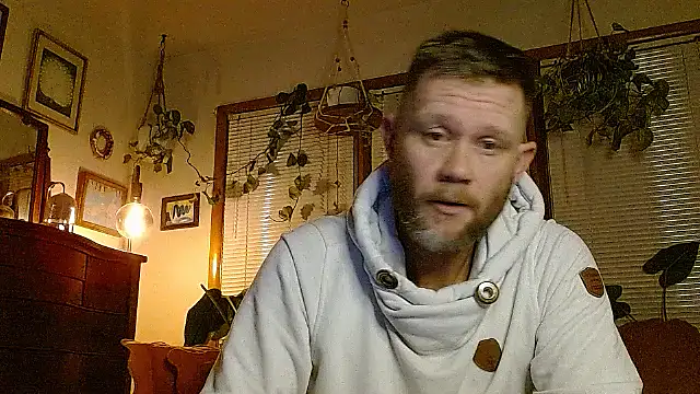 Snapshot of marcus_graves_13 chatting on January 17, 2026, 3:10 am marcus graves 13 online show from January 17, 2026, 3:10 am