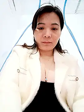 Snapshot of ManaMi-Ami chatting on January 11, 2026, 7:15 am ManaMi-Ami online show from January 11, 2026, 7:15 am