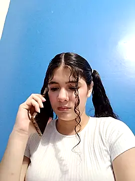 diosa sofia19 online show from January 18, 2026, 2:48 am