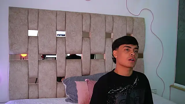 LiamJaxon online show from January 16, 2026, 3:54 am