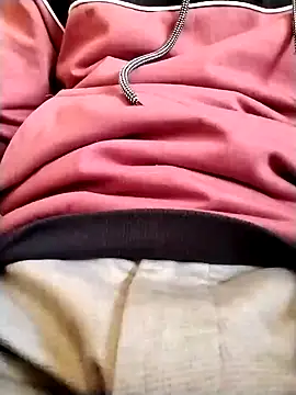 studio-my online show from February 6, 2026, 7:04 am