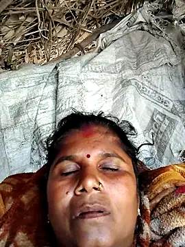 Hot di97 online show from July 5, 2026, 5:03 am