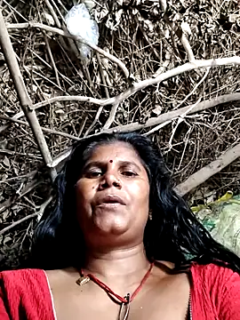 Hot di97 online show from July 20, 2026, 2:19 pm