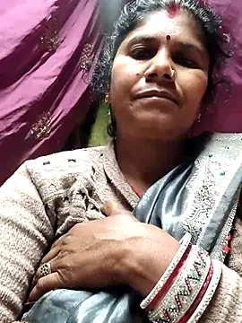 Hot di97 online show from February 26, 2026, 12:54 am