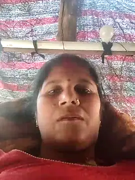 Hot di97 online show from May 22, 2026, 10:57 am