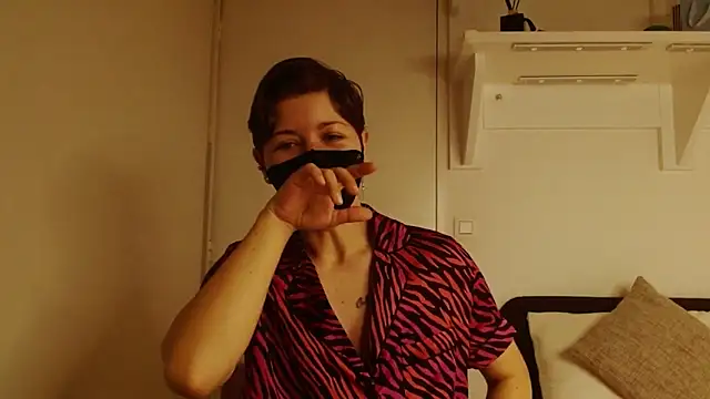 Alexxa XX online show from February 19, 2026, 7:05 am