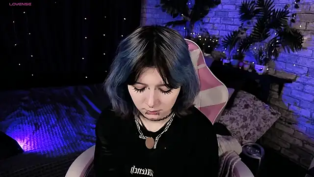 Ashley Veil online show from March 19, 2026, 8:31 pm