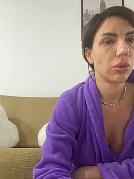 Snapshot of Missolevelvet chatting on January 16, 2026, 7:18 pm Missolevelvet online show from January 16, 2026, 7:18 pm