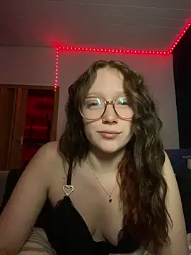 YoungLisaa18 online show from February 24, 2026, 8:10 pm