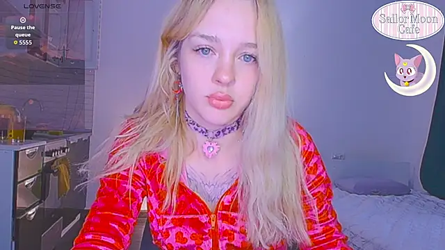 sailormoon666  online show from April 15, 2026, 4:07 am