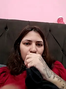 carazinho2128 online show from February 25, 2026, 12:44 am