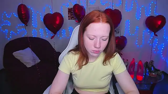 Snapshot of Katrys chatting on February 11, 2026, 1:38 am Katrys online show from February 11, 2026, 1:38 am