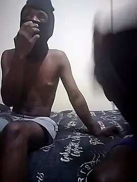 FINEBABYWOLF online show from March 27, 2026, 7:04 pm