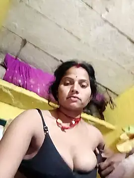 Hott khusbu online show from January 17, 2026, 9:18 pm