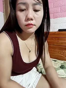 Ngocmai lazdy online show from March 27, 2026, 3:04 am