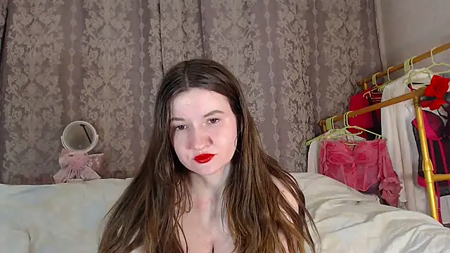 Snapshot of RileySteeele chatting on April 18, 2026, 1:46 pm RileySteeele online show from April 18, 2026, 1:46 pm