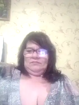 NysiOlsen online show from May 12, 2026, 5:52 pm