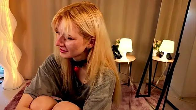 Snapshot of JuanaSumma chatting on February 5, 2026, 6:09 am JuanaSumma online show from February 5, 2026, 6:09 am