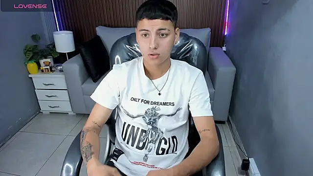 Liam9  online show from February 9, 2026, 1:42 pm