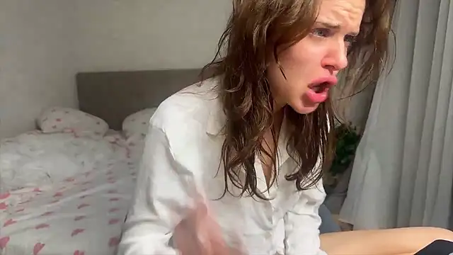 Miss MiaMIA online show from January 15, 2026, 4:38 am