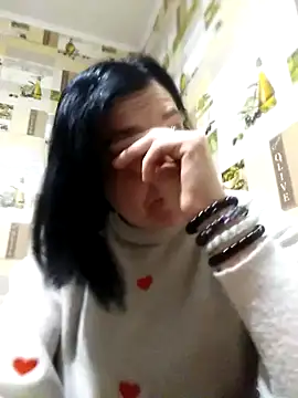 Snapshot of KarolinaRich1 chatting on January 14, 2026, 5:00 am KarolinaRich1 online show from January 14, 2026, 5:00 am