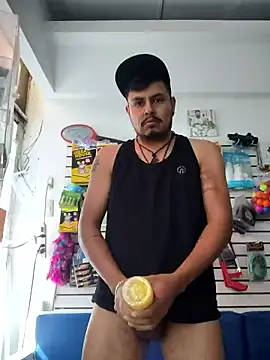 Snapshot of micckeys chatting on January 15, 2026, 5:49 pm micckeys online show from January 15, 2026, 5:49 pm