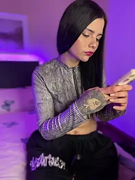 Adhaira pink10 online show from January 15, 2026, 11:08 pm