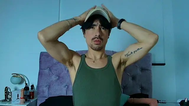 Ethan Briggs  online show from February 20, 2026, 3:36 am