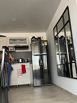 Snapshot of Pretty__Milf chatting on March 19, 2026, 5:24 pm Pretty Milf online show from March 19, 2026, 5:24 pm