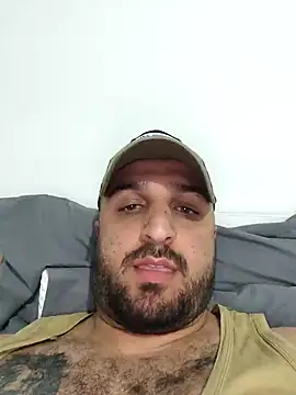 Snapshot of Mertozer01 chatting on March 16, 2026, 12:29 am Mertozer01 online show from March 16, 2026, 12:29 am