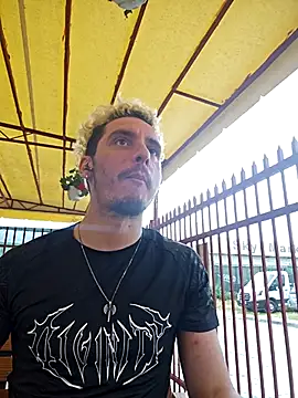 Rayzel White online show from July 22, 2026, 11:12 am