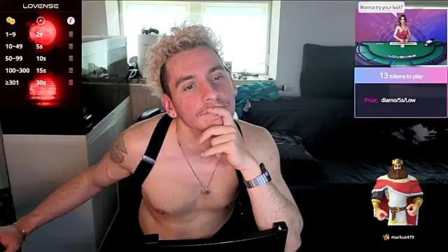 Rayzel White online show from July 4, 2026, 1:37 pm