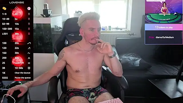 Rayzel White online show from June 10, 2026, 3:46 pm