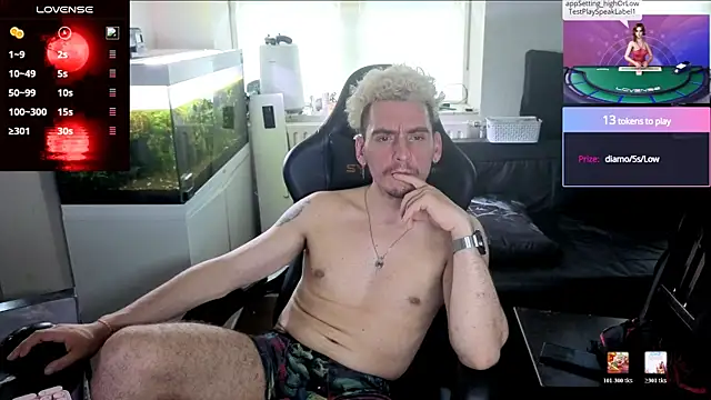 Rayzel White online show from June 27, 2026, 6:14 pm