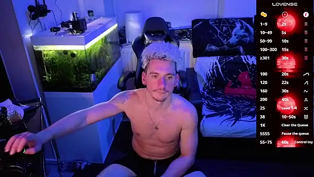 Rayzel White online show from February 26, 2026, 9:26 pm