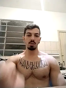 LuigiBoni online show from January 15, 2026, 1:42 am