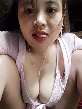 miumiu sexy2x online show from March 27, 2026, 12:08 am