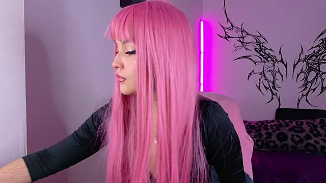 dollmeow online show from February 19, 2026, 12:18 am