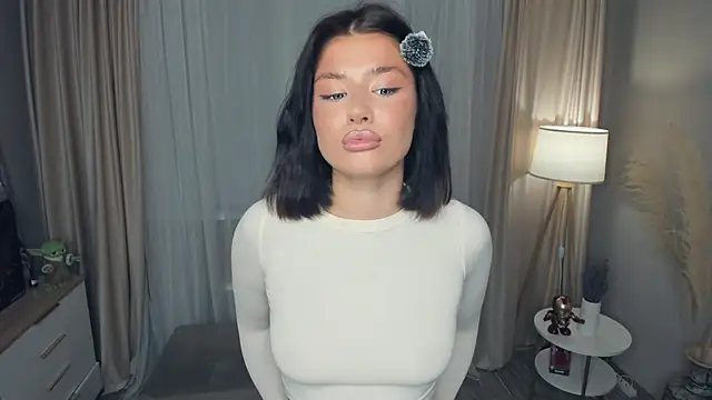 Snapshot of heylilshawty chatting on January 31, 2026, 7:56 pm heylilshawty online show from January 31, 2026, 7:56 pm