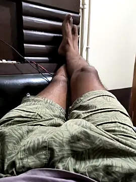 Hottlund6 online show from March 3, 2026, 2:35 pm