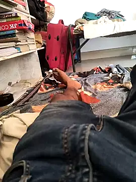 Hottlund6 online show from March 28, 2026, 5:30 am