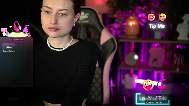 baby luna xo online show from February 7, 2026, 9:28 am