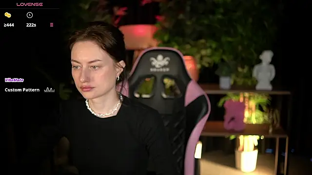 baby luna xo online show from March 2, 2026, 10:11 am