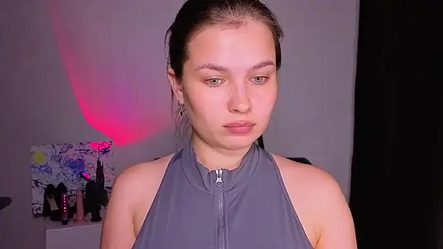 Catherine Karis online show from June 25, 2026, 9:36 am
