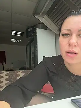  Mila Love online show from February 1, 2026, 9:18 am