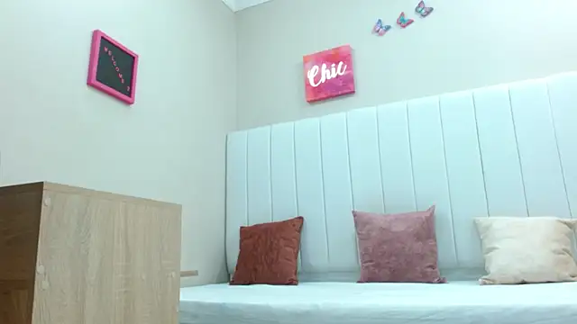 noir fantasy online show from January 14, 2026, 1:59 pm