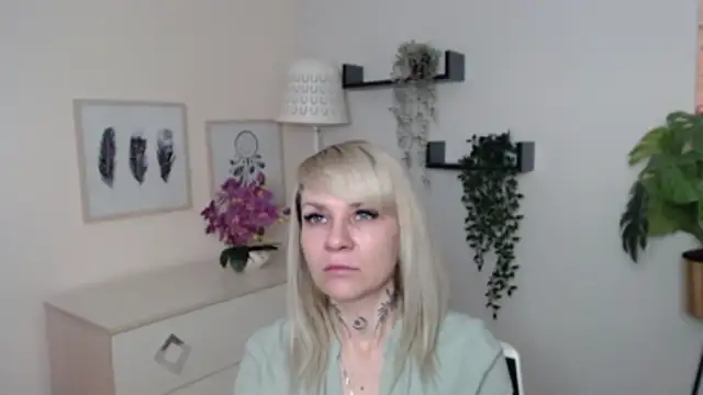 Noirflirty online show from January 19, 2026, 7:01 am