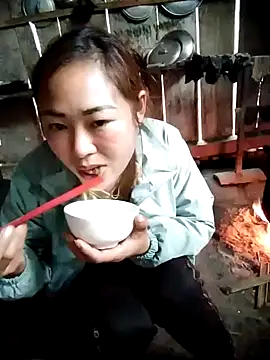 out-lustt online show from January 15, 2026, 4:27 am