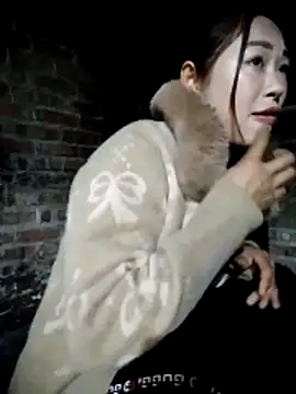 Snapshot of out-lustt chatting on February 11, 2026, 12:43 am out-lustt online show from February 11, 2026, 12:43 am