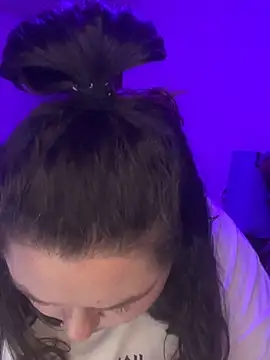 Snapshot of _maracr19_ chatting on February 8, 2026, 3:43 pm maracr19 online show from February 8, 2026, 3:43 pm